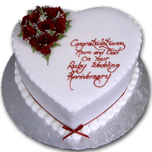 (06) Yummy Yummy- 4.4 Pounds Vanilla Heart Cake