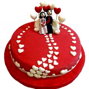 (29) 2 Pounds fondant Cake