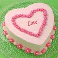 (41) 3.3 pounds Vanilla Heart Cake