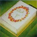 Yummy Yummy - 4.4 pounds vanilla square shape cake