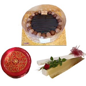 Cake with Jewelry Box and rose
