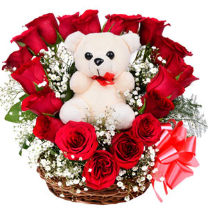(03) Roses and bear in basket