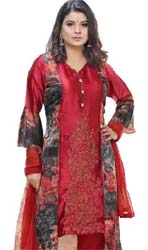 Shamu Silk Salwar Kameez