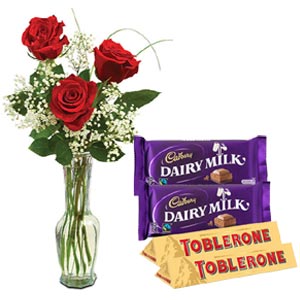  Flowers W/ Red Rose