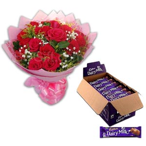 (15) Red roses W/ Chocolate box